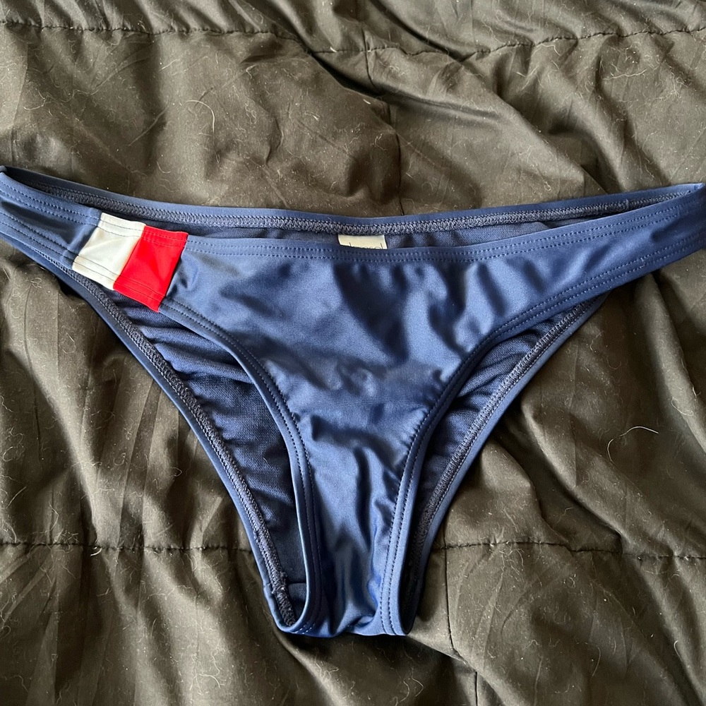 Brazilian style bikini bottoms high cut